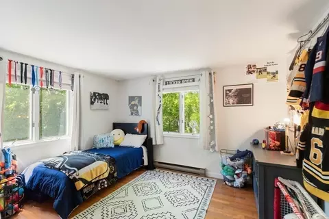 Bedroom - 71 Hesperus Ave, Gloucester, MA 01930 photo 5 of 6