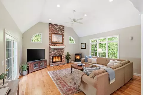 18 Downing Dr, Norton, MA 02766 photo 10