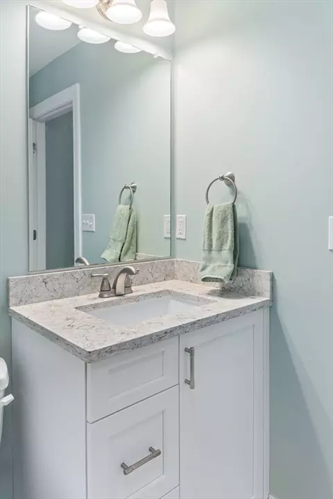 Bath - 3 Carleton St #3, Wareham, MA 02558 photo 3 of 5