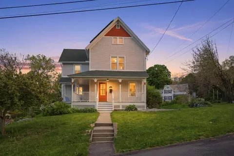 60 Norwood Ave, Northampton, MA 01062