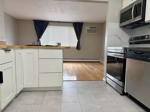 Kitchen - 62 Purchase St #C3, Danvers, MA 01923 photo 4 of 6