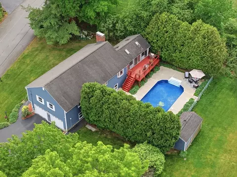 51 Sheffield Rd, Tewksbury, MA 01876