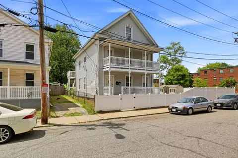 35 N Summer St, Holyoke, MA 01040