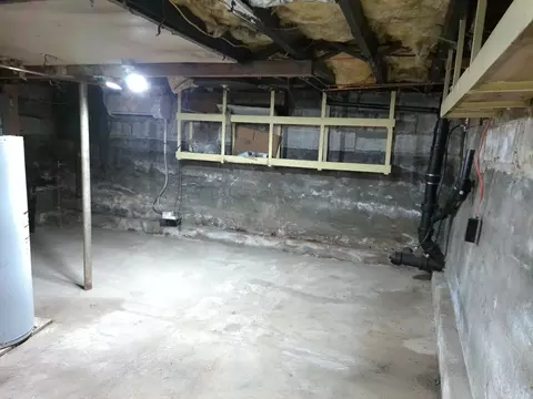 28 Gould St, Ware, MA 01082 photo 33