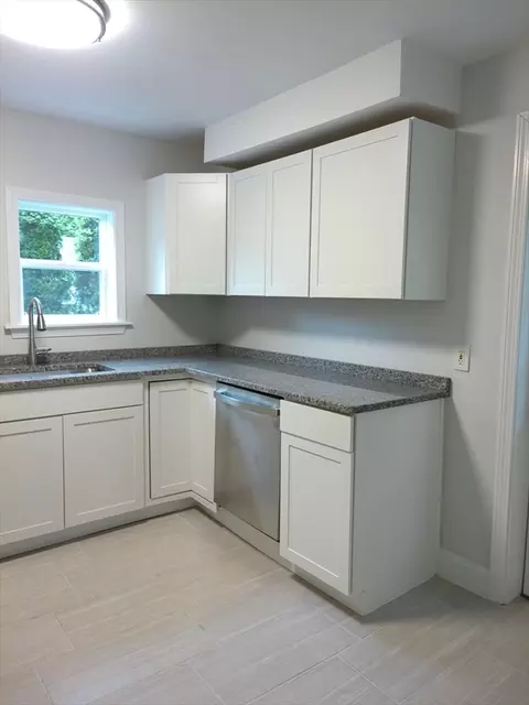 28 Gould St, Ware, MA 01082 photo 10