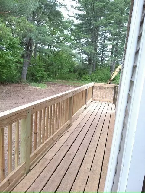 28 Gould St, Ware, MA 01082 photo 6