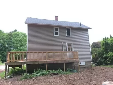 28 Gould St, Ware, MA 01082 photo 3