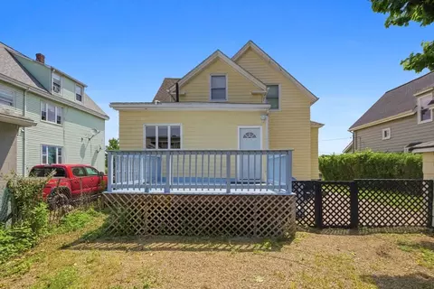 Exterior - 36 Florence St, Everett, MA 02149 photo 3 of 4