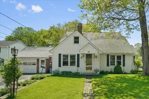 21 Eaton Pl, Shrewsbury, MA 01545