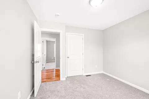 Bedroom - 39 Wallace, Springfield, MA 01119 photo 6 of 12
