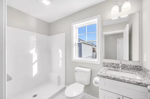 Bath - 39 Wallace, Springfield, MA 01119 photo 1 of 1