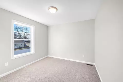 Bedroom - 39 Wallace, Springfield, MA 01119 photo 3 of 12