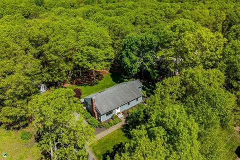 View/Area - 125 Highpoint Rd, Marstons Mills, MA 02648 photo 1 of 5