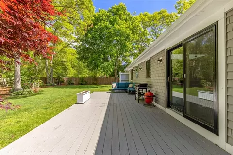 Exterior - 125 Highpoint Rd, Marstons Mills, MA 02648 photo 7 of 11