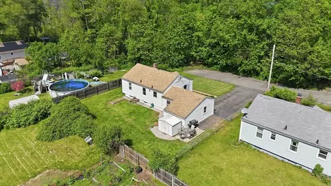 View/Area - 44 Harding St, Springfield, MA 01109 photo 2 of 4