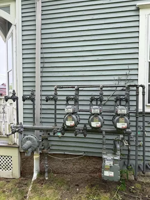 Exterior - 72 Main St, Wareham, MA 02571 photo 7 of 7
