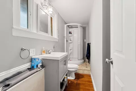 Bath - 72 Main St, Wareham, MA 02571 photo 1 of 4