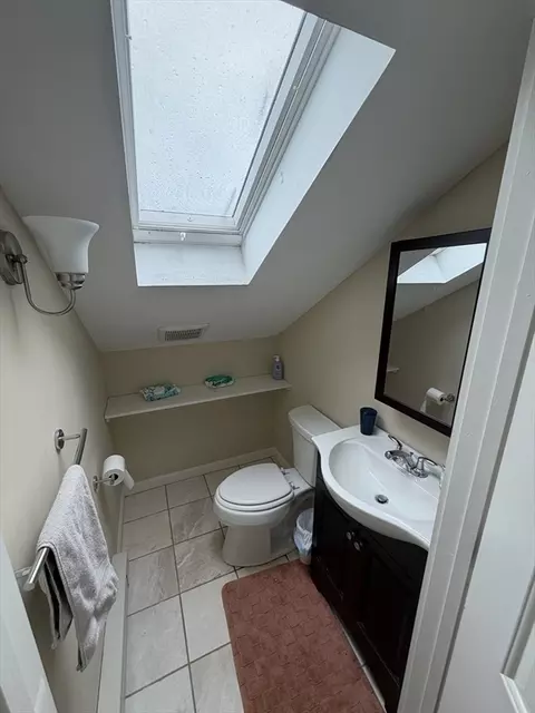 Bath - 72 Main St, Wareham, MA 02571 photo 3 of 4