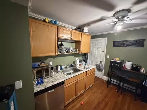 Kitchen - 72 Main St, Wareham, MA 02571 photo 6 of 7