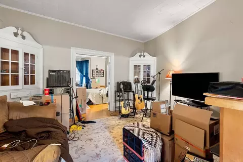 Living - 72 Main St, Wareham, MA 02571 photo 1 of 4