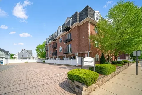 179 Park St #403, Medford, MA 02155