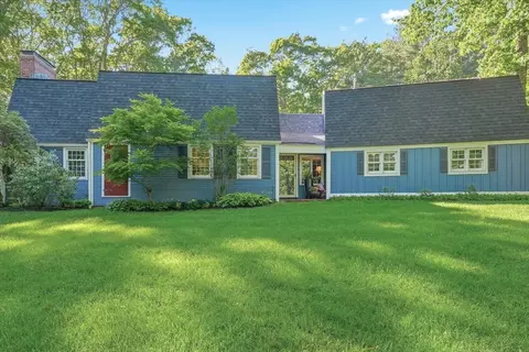 123 Washington, Boxford, MA 01921