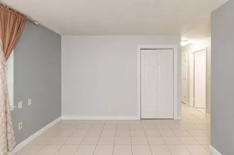 Living - 2 Universal St #4, Framingham, MA 01702 photo 4 of 4