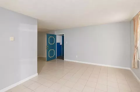 Living - 2 Universal St #4, Framingham, MA 01702 photo 1 of 4