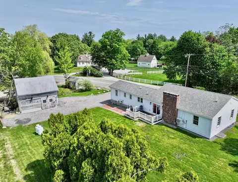 16 Silver Lake Rd, Hollis, NH 03049