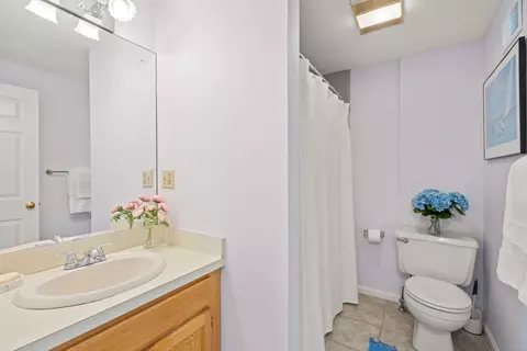 Bath - 9 School St #9, Natick, MA 01760 photo 2 of 2