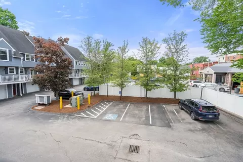 Exterior - 9 School St #9, Natick, MA 01760 photo 2 of 5