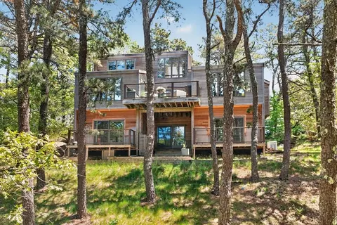 30 Chequessett Knolls Dr, Wellfleet, MA 02667