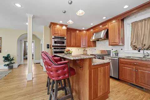 83 Beacon, Boston, MA 02136 photo 12
