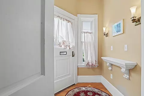83 Beacon, Boston, MA 02136 photo 2