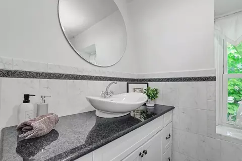 83 Beacon, Boston, MA 02136 photo 26