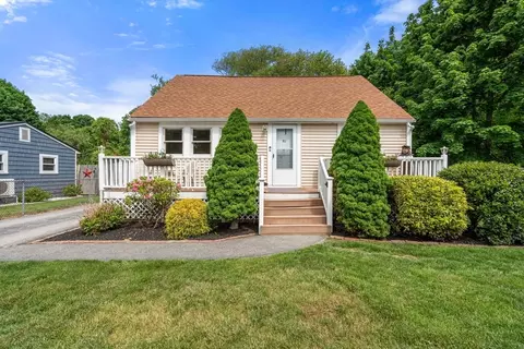 1080 Ocean St, Marshfield, MA 02050