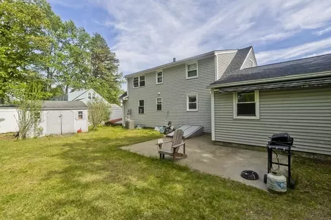 93 Moss Rd, Springfield, MA 01119 photo 7