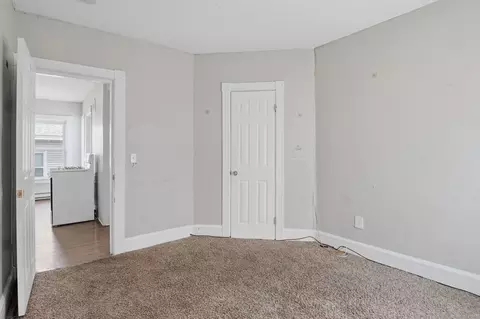 Bedroom - 31 Aetna St, Worcester, MA 01604 photo 4 of 9