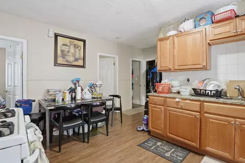 Entry Way - 31 Aetna St, Worcester, MA 01604 photo 1 of 3
