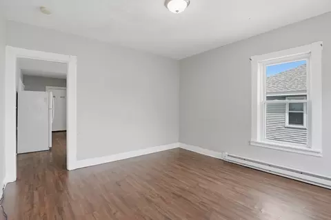Living - 31 Aetna St, Worcester, MA 01604 photo 4 of 4