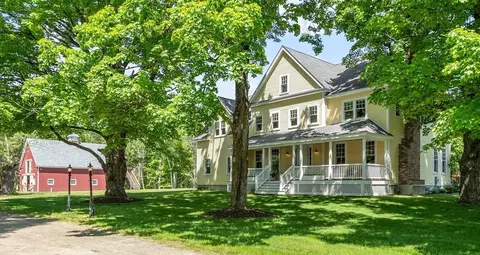 2 Marlboro Rd, Stow, MA 01775