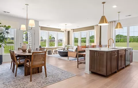 7 Green St #1301, Shrewsbury, MA 01545