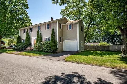 Exterior - 58 Libby Ave, Reading, MA 01867 photo 2 of 5