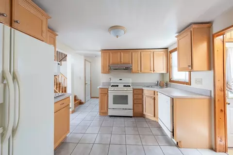 Kitchen - 58 Libby Ave, Reading, MA 01867 photo 2 of 2