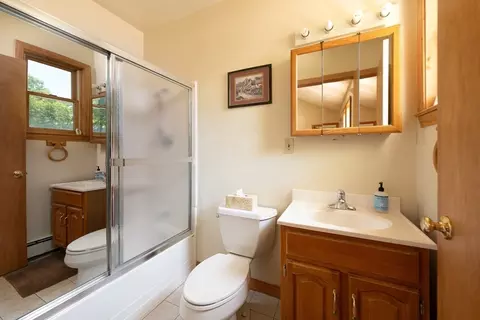 Bath - 58 Libby Ave, Reading, MA 01867 photo 1 of 3