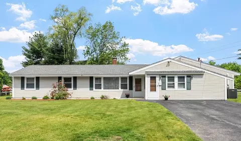9 Ansie Rd, Chelmsford, MA 01824