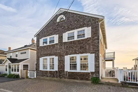 204 Foster Ave, Marshfield, MA 02050