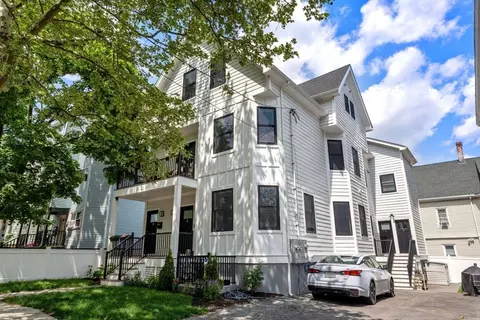 23 Jaques St #B, Somerville, MA 02145