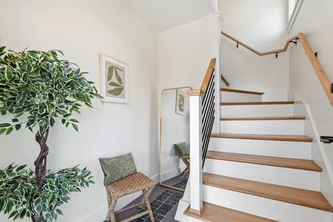 46-48 Keenan St #48, Watertown, MA 02472