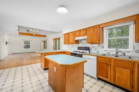 Kitchen - 66 Squaws Path, Wareham, MA 02538 photo 2 of 2